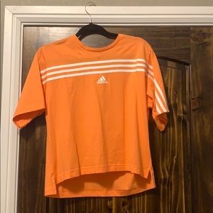 Semi cropped Adidas shirt